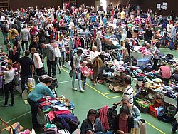 September_2016_-_Kinderkleider-_und_Spielzeugflohmarkt