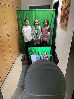 12_2022_GreenScreenProjekt_Jg5_Englischunterricht__1__1_